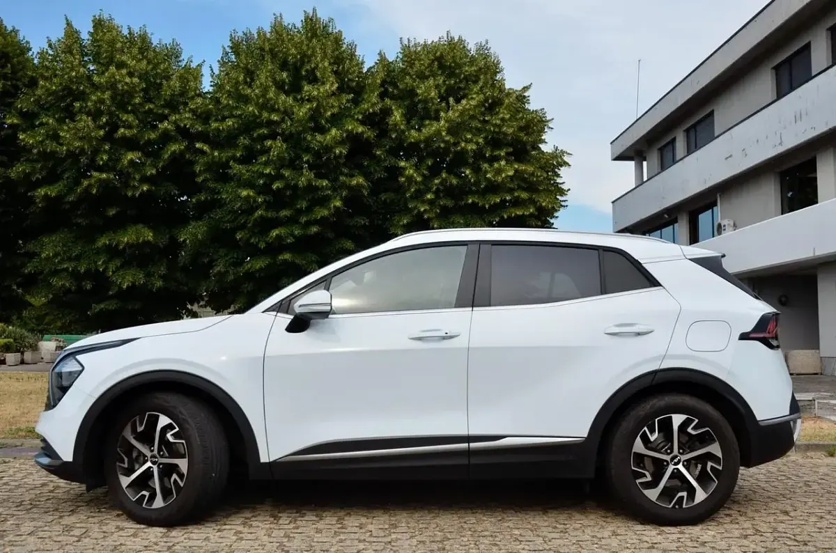 Usata Kia Sportage Style 150 CV (110 kW) 2022 Bianco SUV