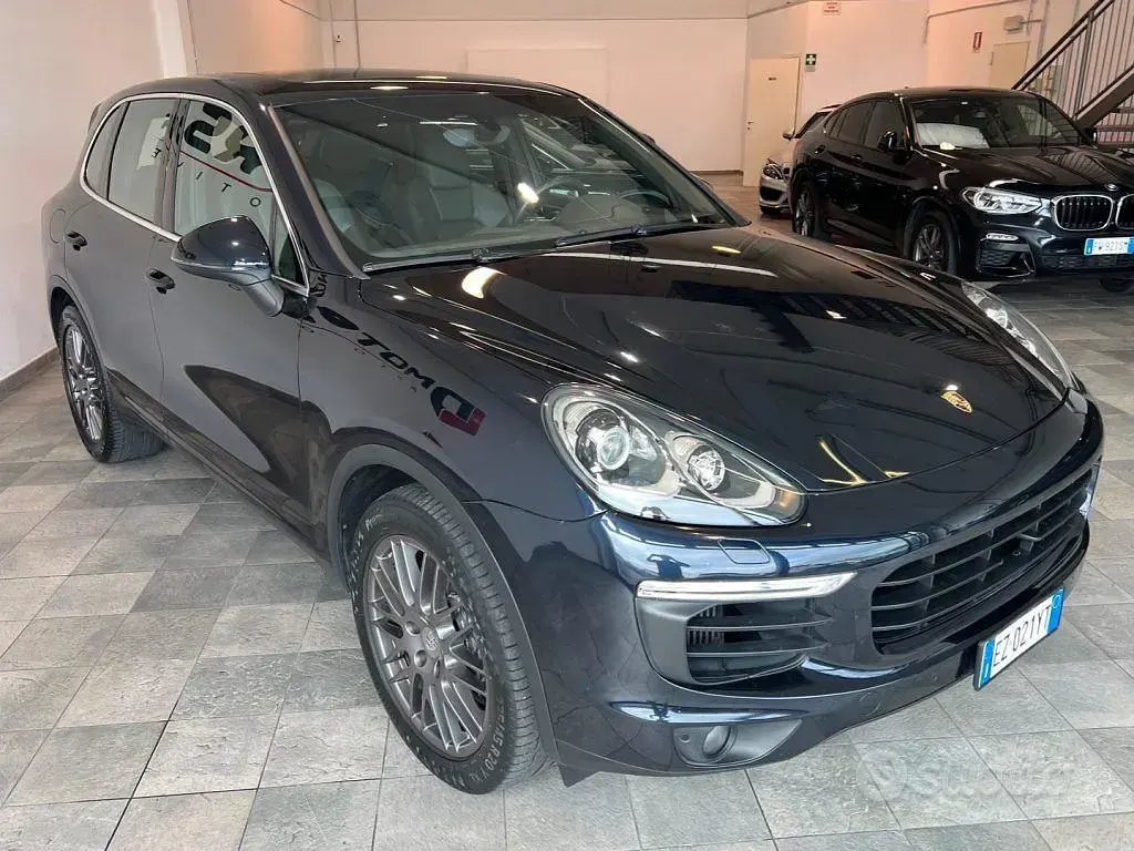Usata Porsche Cayenne 250 CV (183 kW) 2015 Blu SUV