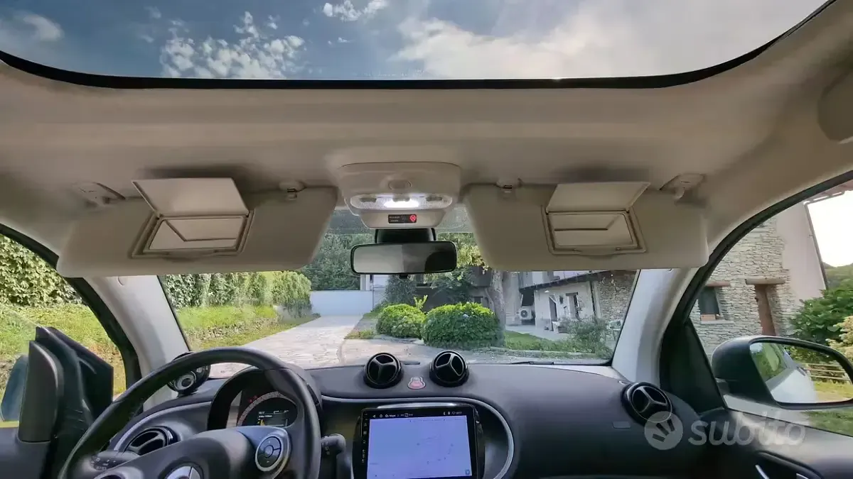 Usata Smart ForTwo Electric Drive Passion 41 kW (56 CV) 2019 Bianco Coupé