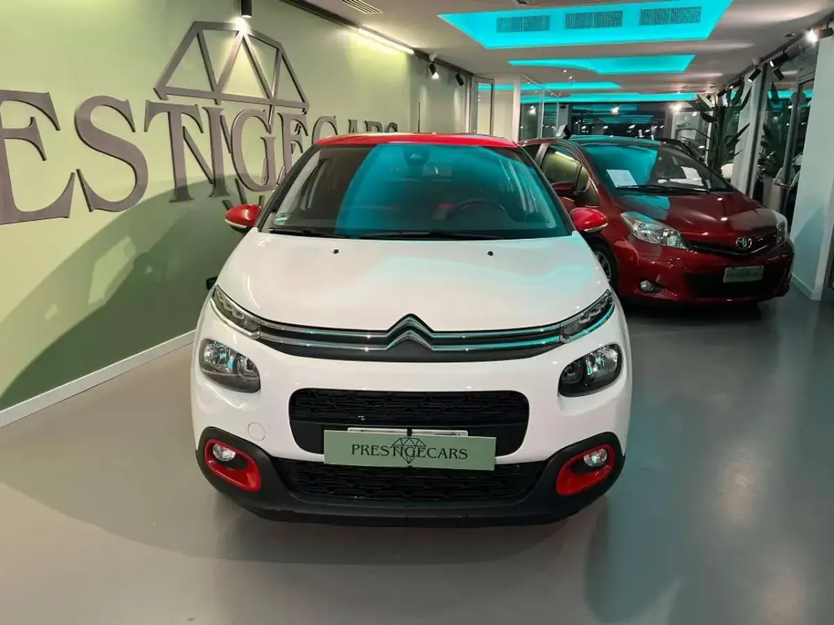 Usata Citroën C3 Feel 82 CV (60 kW) 2018 Bianco/arancione Utilitaria