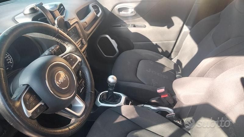 Usata Jeep Renegade 120 CV (88 kW) 2017 Grigio SUV