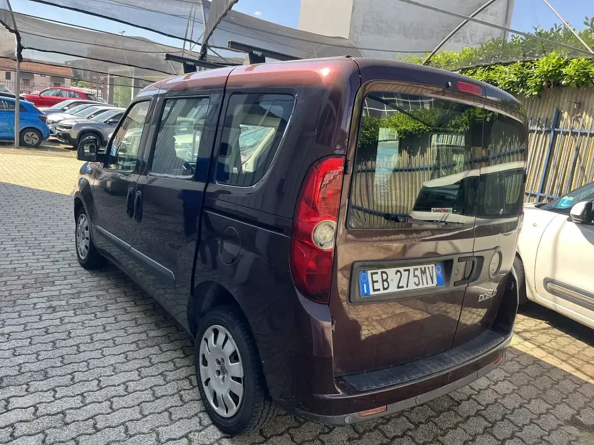 Usata Fiat Doblò Emotion 135 CV (99 kW) 2010 Other Monovolume