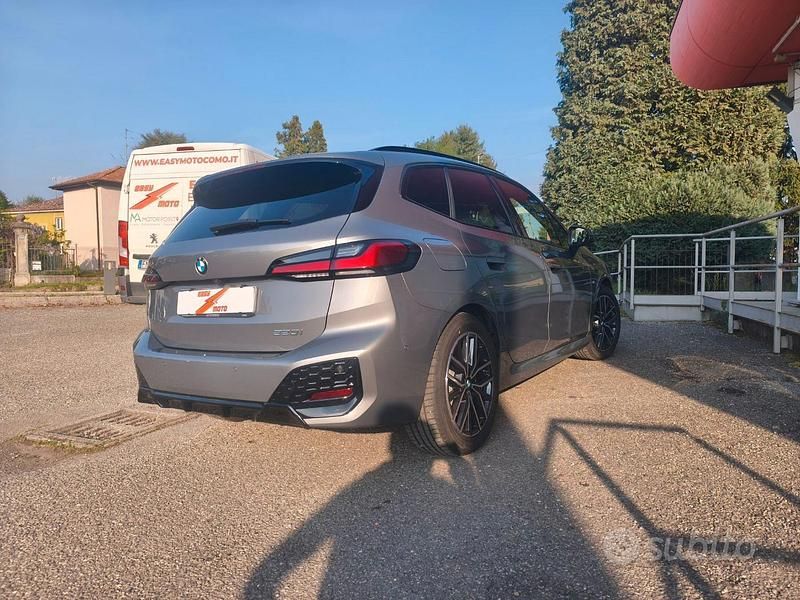 Nuova BMW 220 Active Tourer M Sport 178 CV (130 kW) 2025 Grigio Monovolume