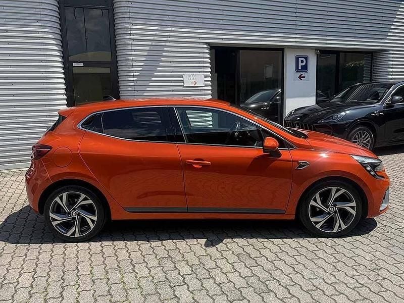 Usata Renault Clio V R.S. 91 CV (66 kW) 2022 Arancione Berlina