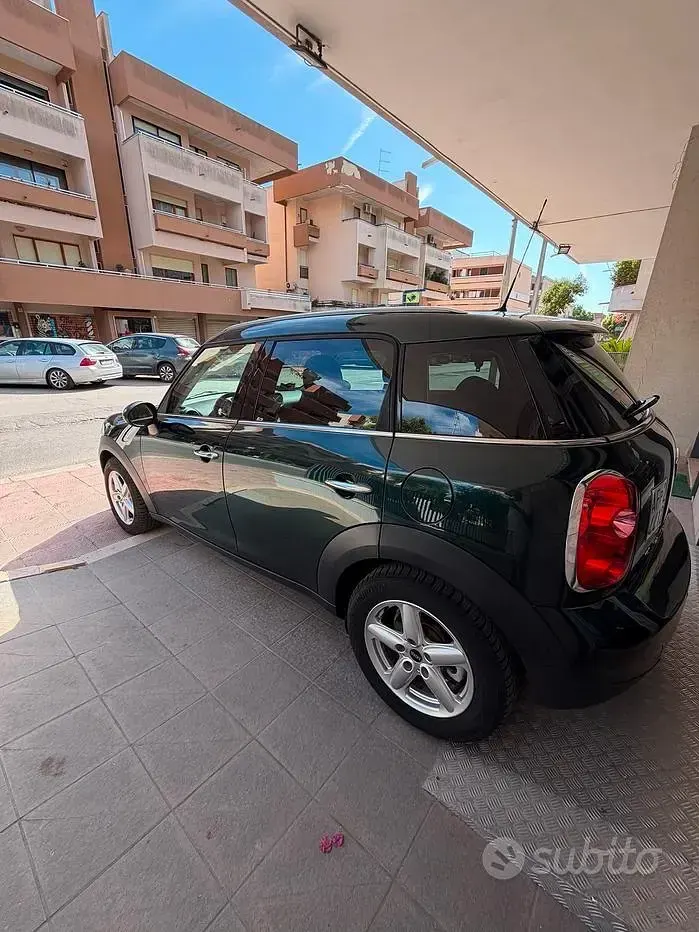 Usata Mini Cooper D 111 CV (81 kW) 2013 Verde Utilitaria