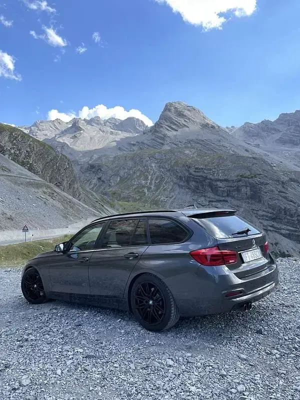 Usata BMW 320 Advantage 190 CV (139 kW) 2018 Station wagon