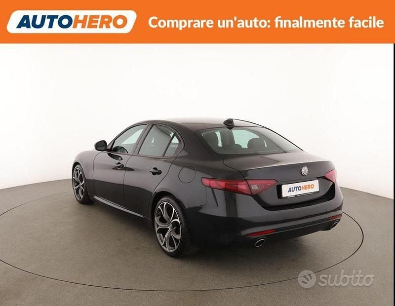 Usata Alfa Romeo Giulia Super 180 CV (132 kW) 2018 Nero Berlina