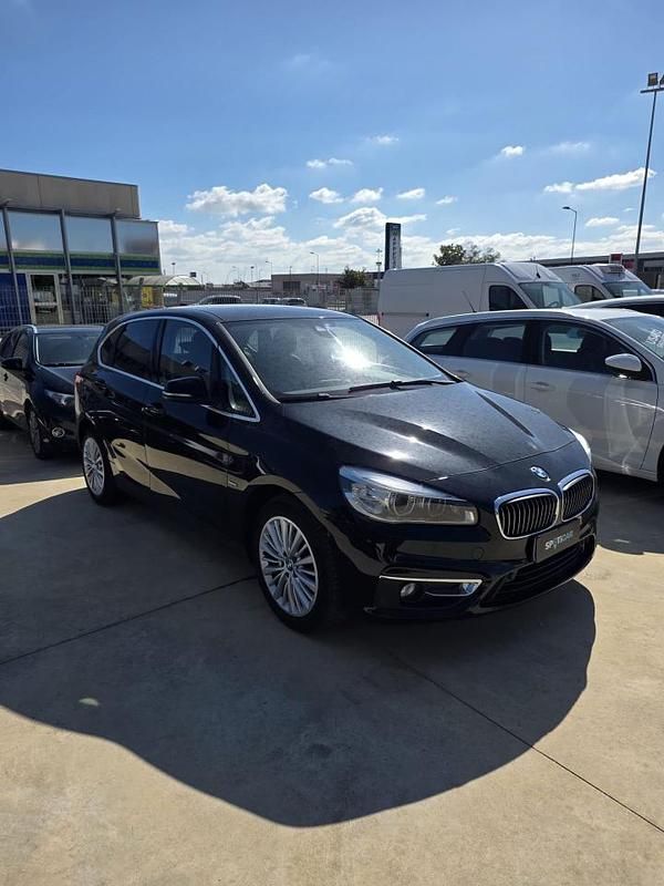 Usata BMW 216 Active Tourer Comfort Edition 116 CV (85 kW) 2017 Blu Monovolume