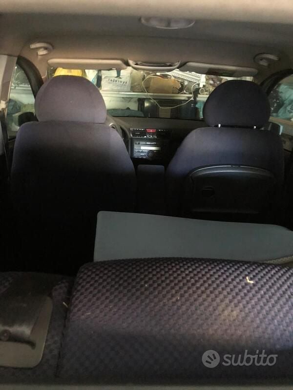 Verde Usata 2002 Fiat Stilo Berlina | 2000 € (Buon prezzo) - Immagine 1/4