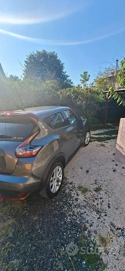 Usata Nissan Juke 110 CV (80 kW) 2014 Grigio SUV