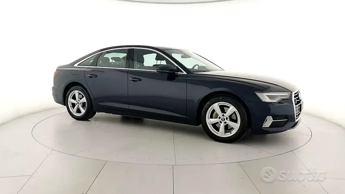 Usata Audi A6 204 CV (150 kW) 2022 Bluazzurro Berlina