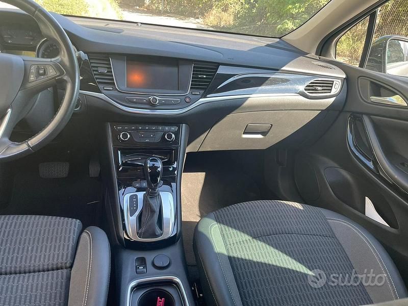Usata Opel Astra Business Elegance 122 CV (89 kW) 2021 Grigio Berlina
