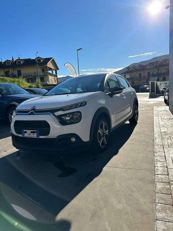 Usata Citroën C3 Feel 102 CV (75 kW) 2021 Bianco Utilitaria