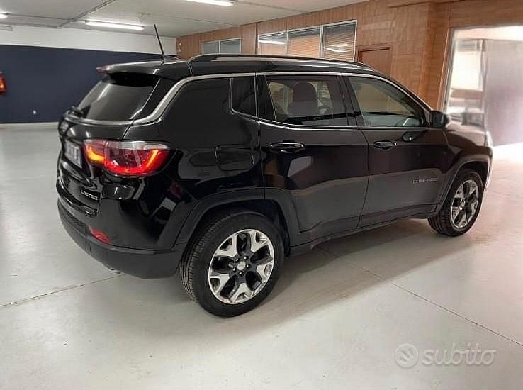 Usata Jeep Compass Limited 140 CV (102 kW) 2018 Nero SUV