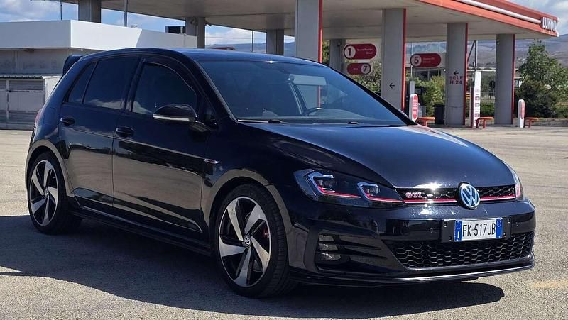 Usata VW Golf VII GTI 245 CV (180 kW) 2017 Berlina