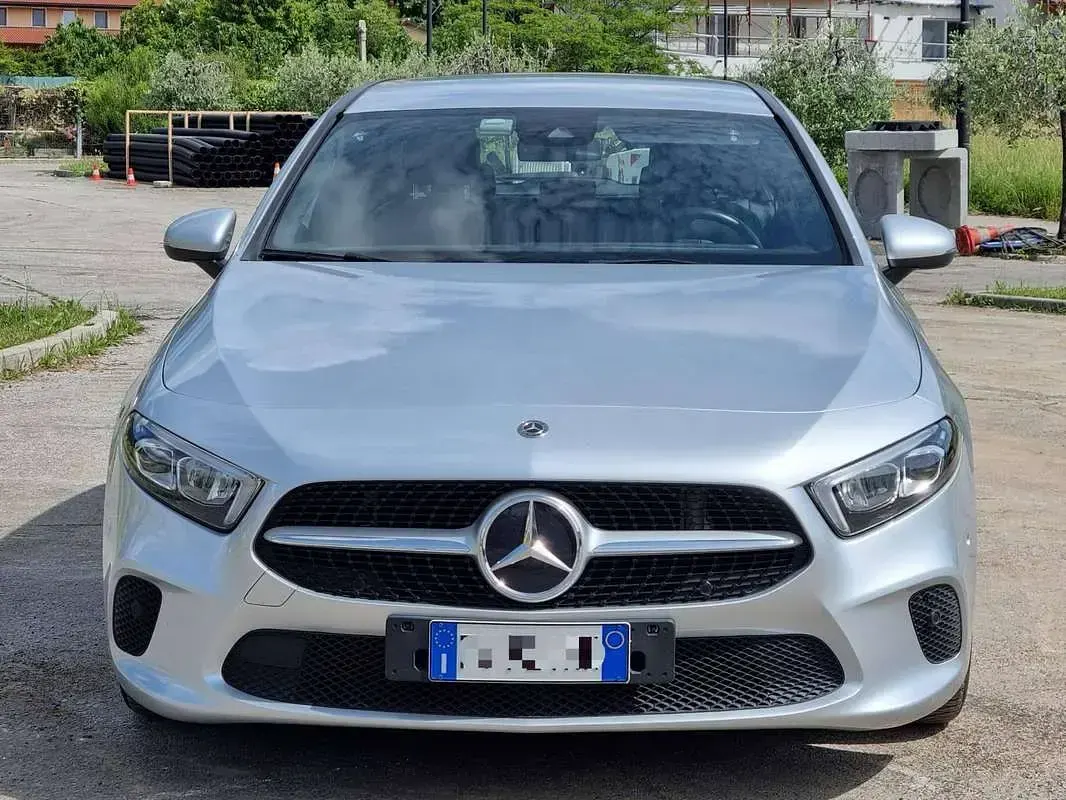 Usata Mercedes A180 Executive 116 CV (85 kW) 2019 Argento Berlina