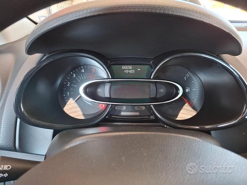 Usata Renault Clio GrandTour 75 CV (55 kW) 2018 Station wagon