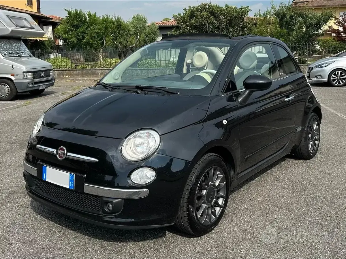 Usata Fiat 500C Rock 69 CV (50 kW) 2011 Nero Cabrio