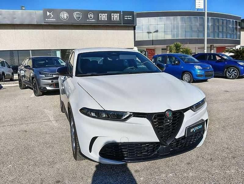 Usata Alfa Romeo Tonale Sprint 131 CV (96 kW) 2023 Bianco SUV