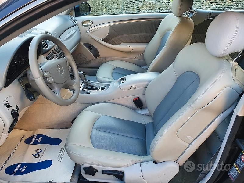 Usado Mercedes CLK240 Avantgarde 170 CV (125 kW) 2003 Blanco Descapotable