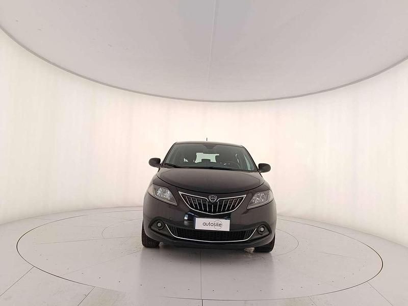 Usata Lancia Ypsilon 69 CV (50 kW) 2024 Nero vulcano Utilitaria