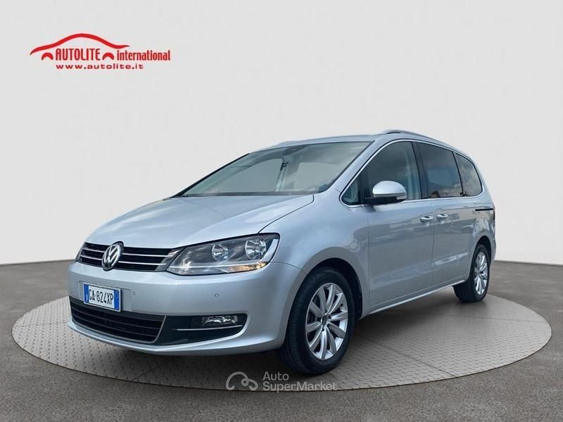 Argento Usata 2020 VW Sharan Executive Monovolume | 22.900 € (Buon prezzo) - Immagine 1/4