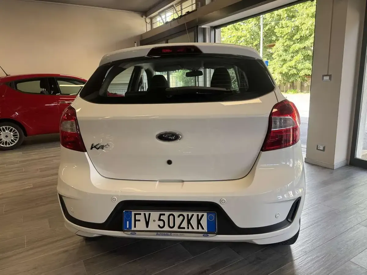 Usata Ford Ka Plus Ultimate 86 CV (63 kW) 2019 Bianco Utilitaria