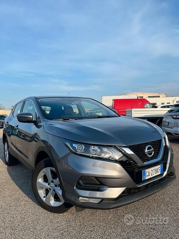 Usata Nissan Qashqai Tekna+ 115 CV (84 kW) 2020 Grigio SUV