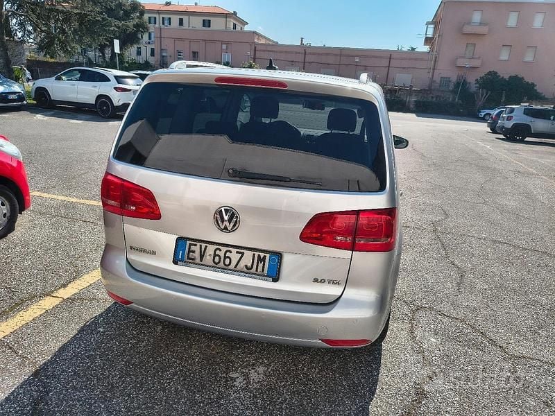 Usata VW Touran 140 CV (102 kW) 2014 Grigio Monovolume