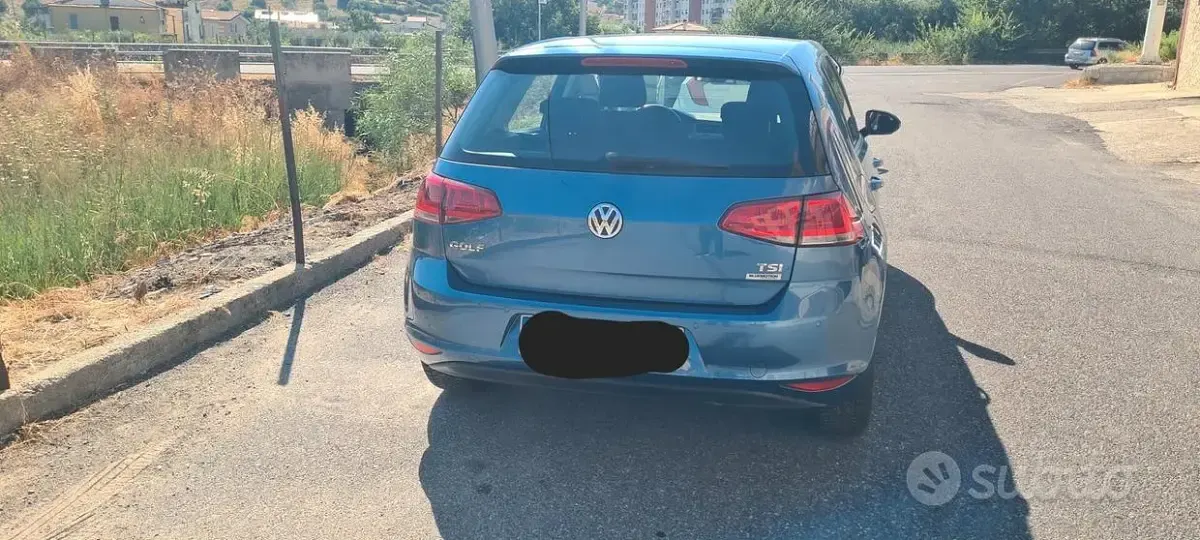Usata VW Golf Sportsvan Business 85 CV (62 kW) 2015 Bluazzurro Monovolume