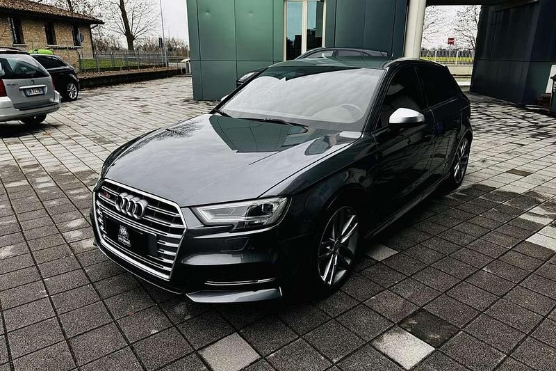 Usata Audi S3 Sportback 310 CV (228 kW) 2016 Marrone Utilitaria