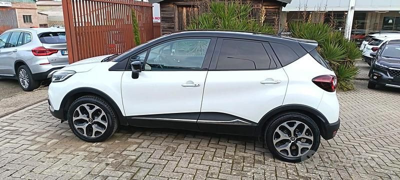 Usata Renault Captur Business 131 CV (96 kW) 2019 Bianco SUV