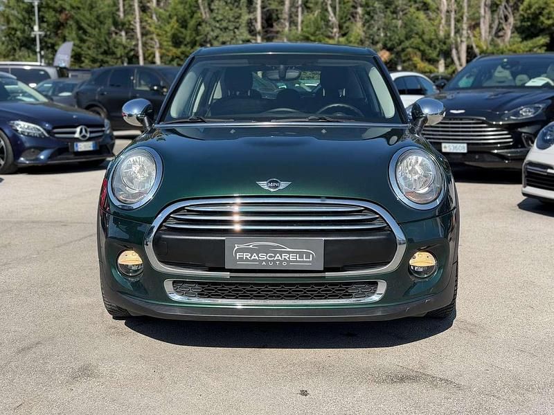 Usata Mini One D 95 CV (69 kW) 2015 Verde scuro Utilitaria
