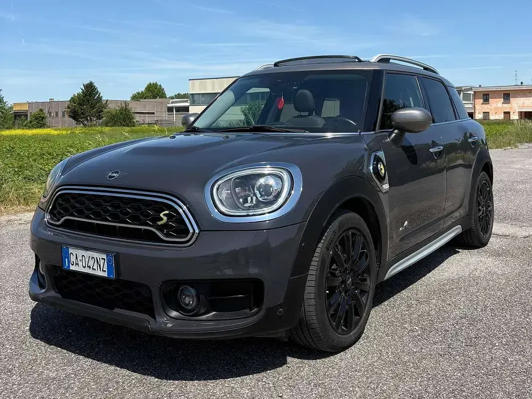Usata Mini Cooper S Countryman Hype 136 CV (100 kW) 2020 Grigio SUV