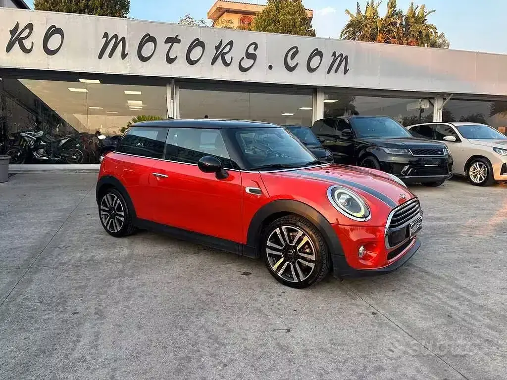 Usata Mini Cooper D 116 CV (85 kW) 2018 Rosso Utilitaria