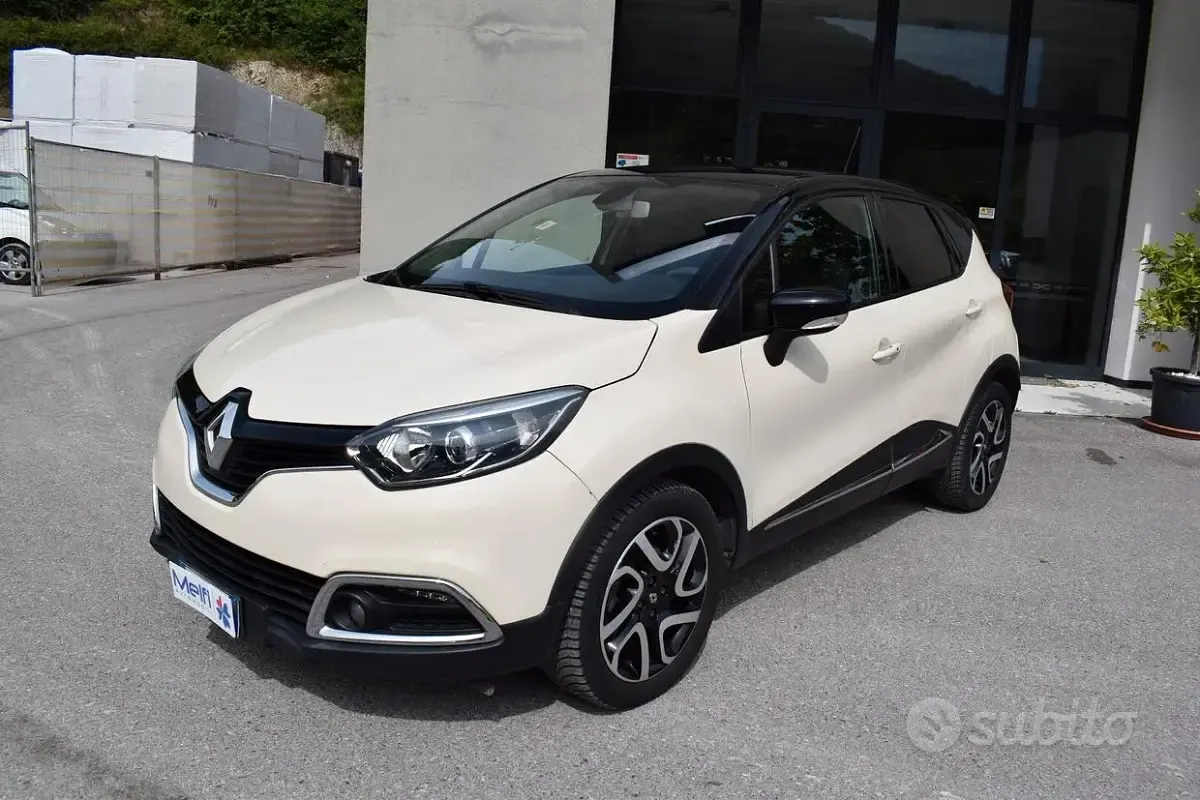 Usata Renault Captur 90 CV (66 kW) 2013 Beige SUV