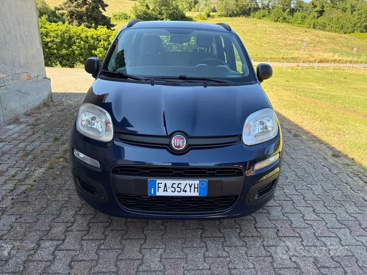 Usata Fiat Panda 80 CV (58 kW) 2015 Bluazzurro Utilitaria