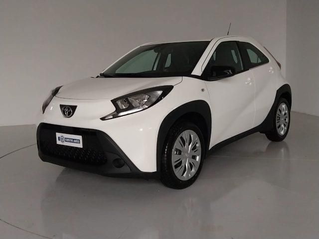 Nuova Toyota Aygo X Active 72 CV (52 kW) 2025 Bianco SUV