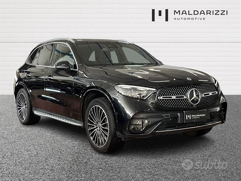 Usata Mercedes GLC220 AMG Line Premium Plus 197 CV (144 kW) 2023 Nero SUV