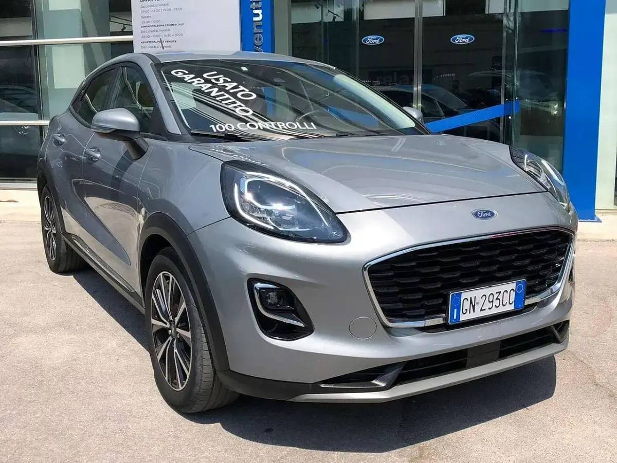 Usata Ford Puma Titanium 125 CV (91 kW) 2023 Solar silver SUV