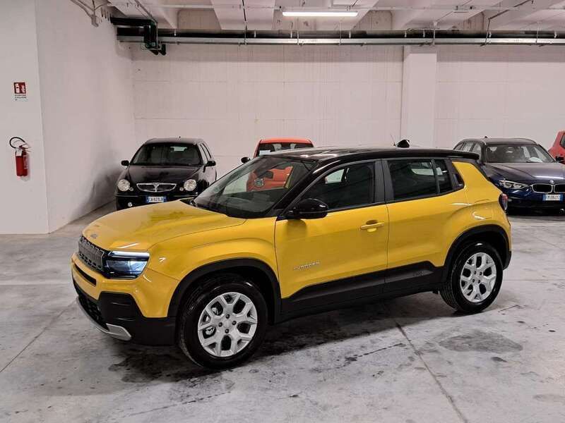Usata Jeep Avenger Altitude 101 CV (74 kW) 2024 Giallo SUV