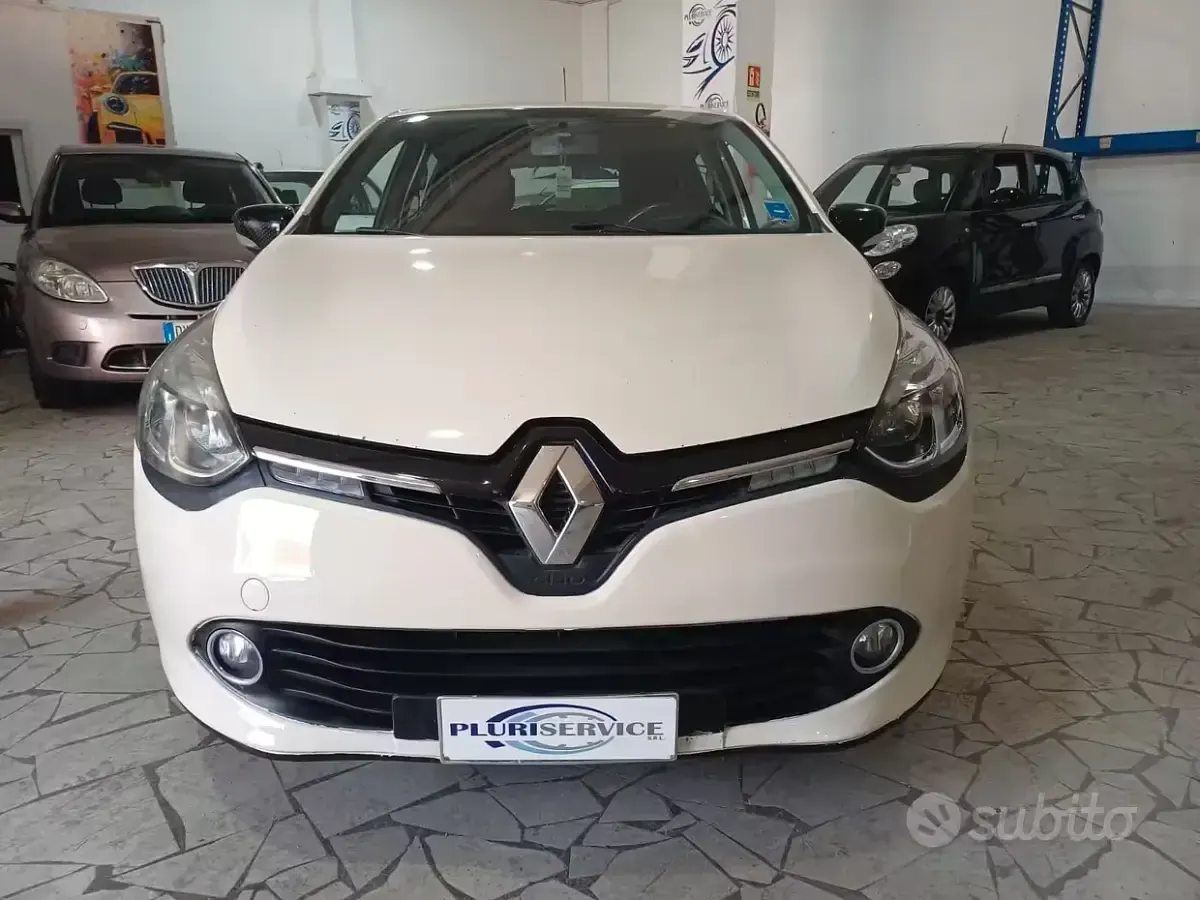 Usata Renault Clio IV 90 CV (66 kW) 2017 Beige Berlina