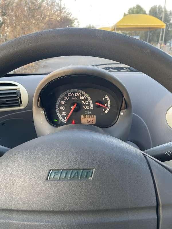 Usata Fiat 600 54 CV (39 kW) 2010 Utilitaria