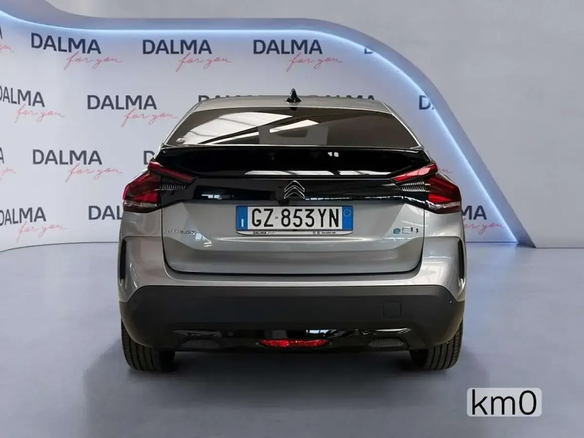 Nuova Citroën e-C4 Shine 100 kW (136 CV) 2025 Steel grey Berlina