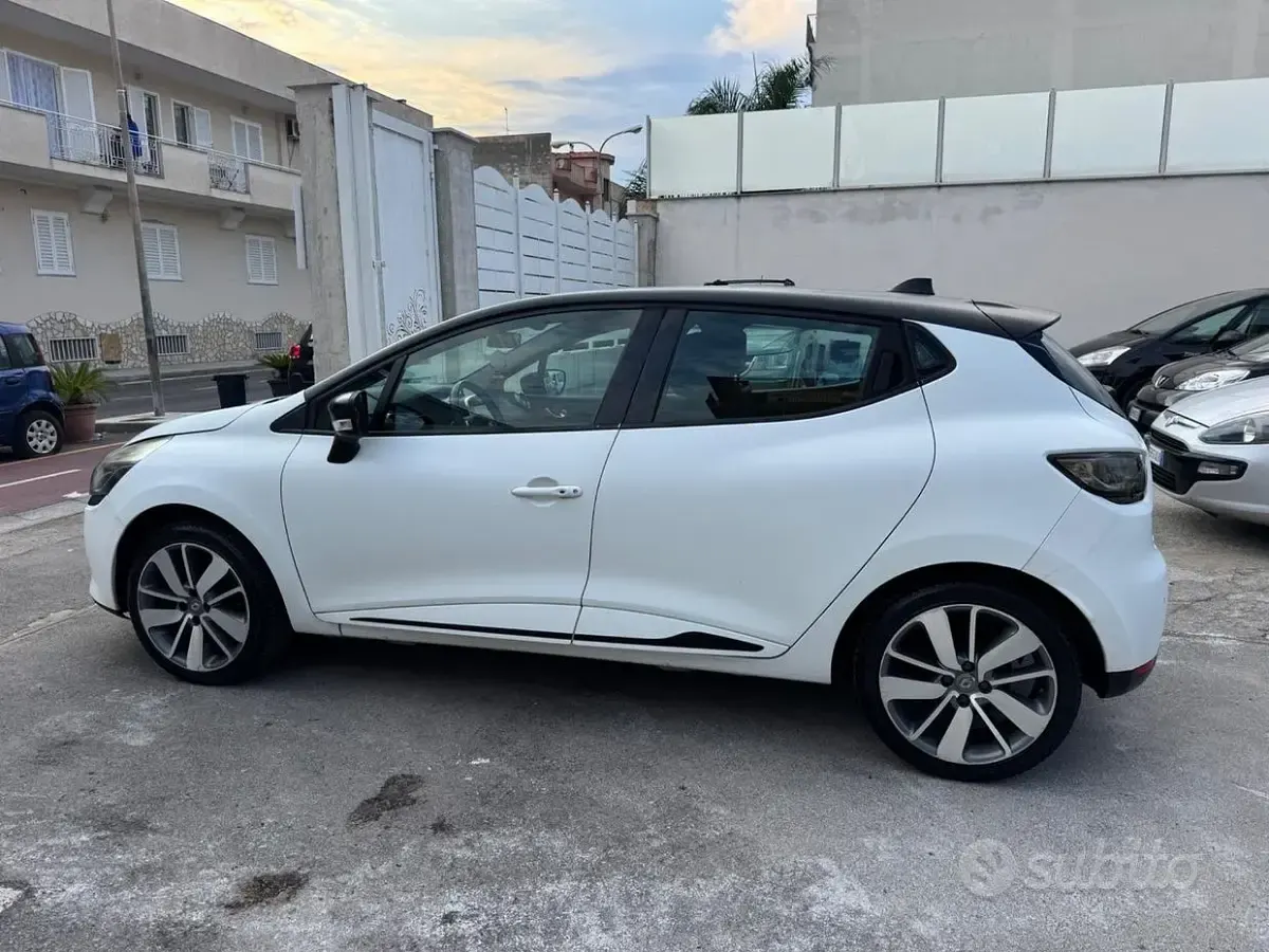 Usata Renault Clio IV 90 CV (66 kW) 2015 Bianco Berlina