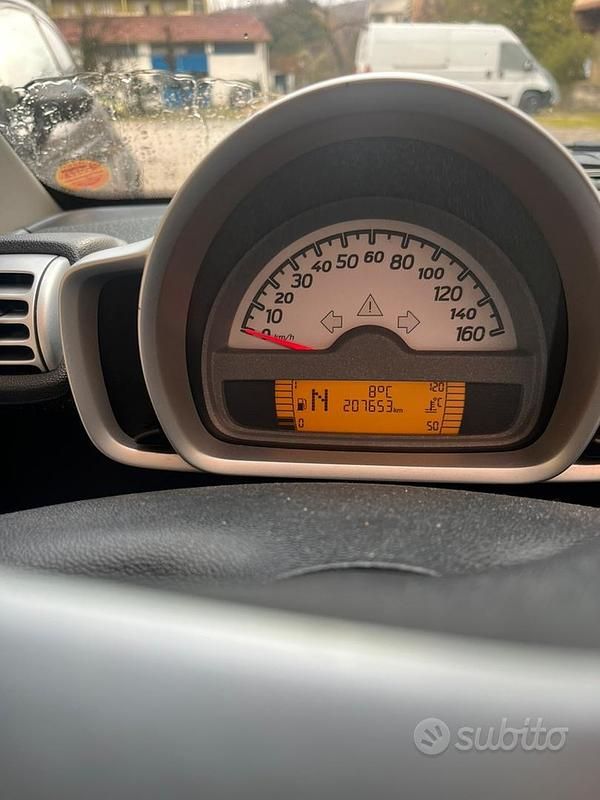 Nero Usata 2009 Smart ForTwo Coupé Coupé | 3200 € - Immagine 1/4