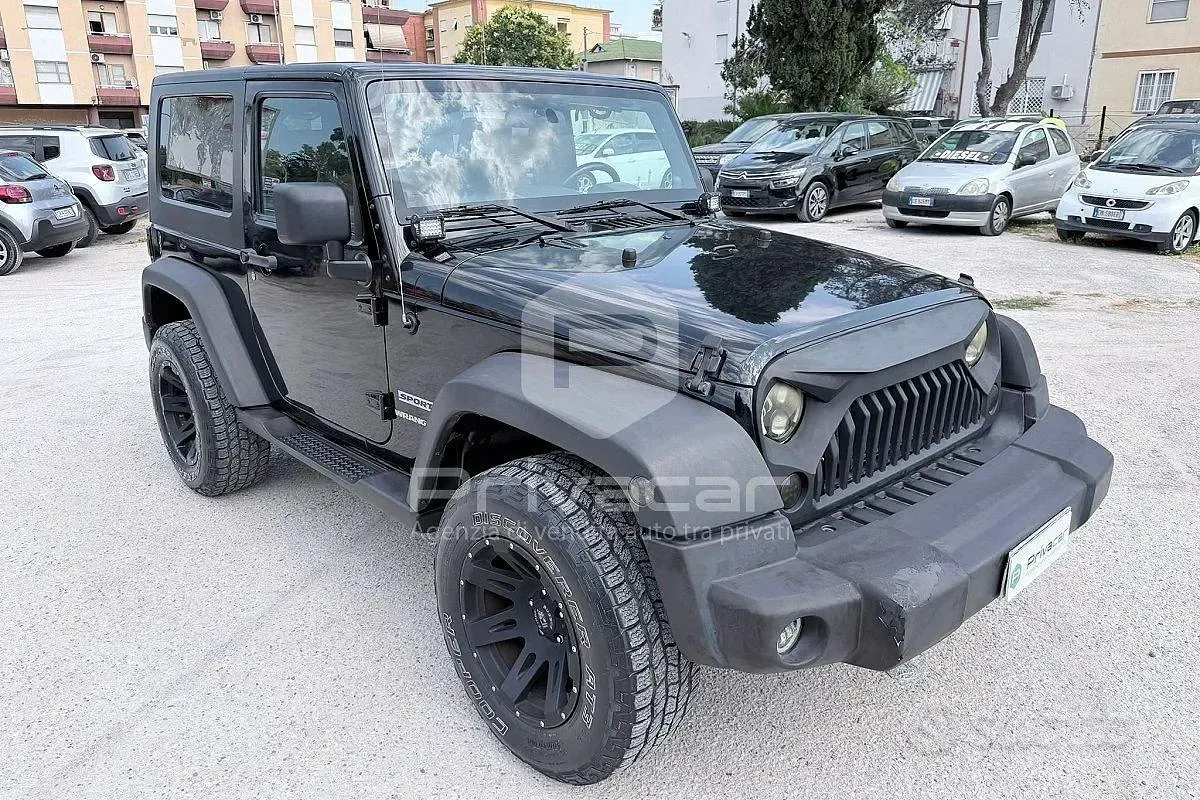 Usata Jeep Wrangler Sport 177 CV (130 kW) 2010 Nero SUV