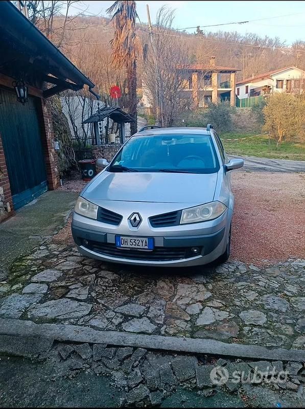 Usata Renault Mégane GrandTour 110 CV (80 kW) 2007 Grigio Station wagon