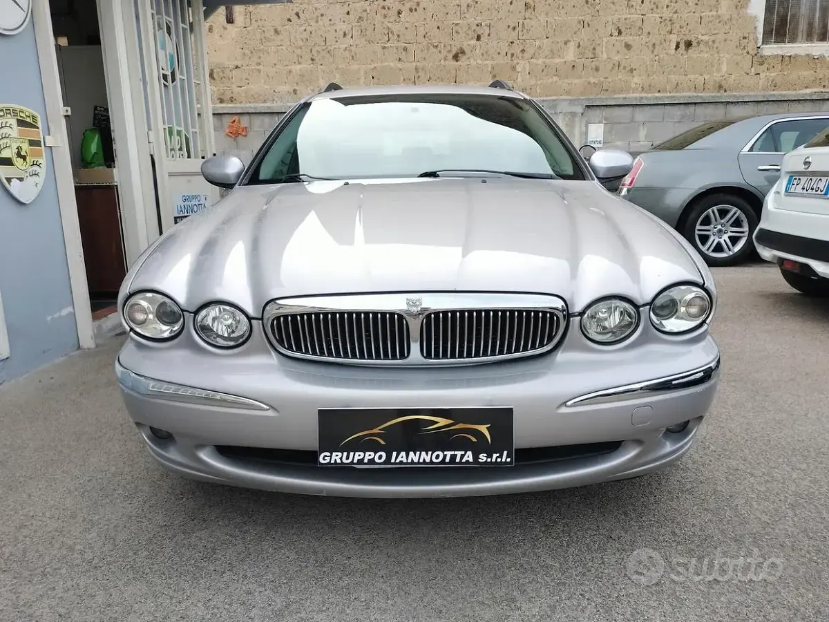 Usata Jaguar X-type Executive 131 CV (96 kW) 2004 Grigio Station wagon