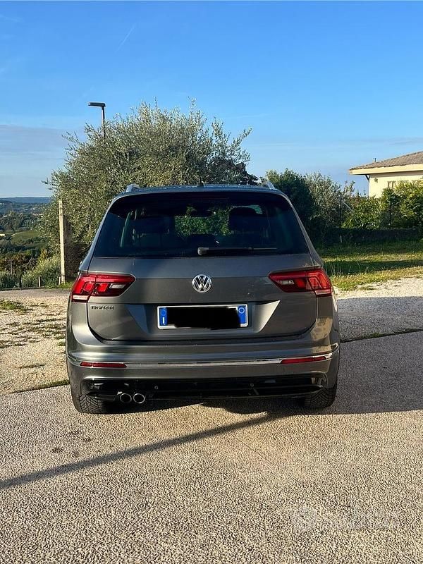 Usata VW Tiguan Style 116 CV (85 kW) 2018 Grigio SUV